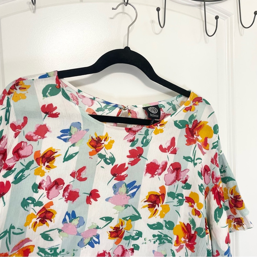 Bobeau Watercolor Floral White Green Bat Ruffle‎ Sleeve Summer Blouse-Small - Picture 4 of 9